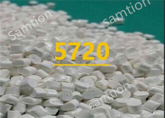 S-Plastic Xenoy 5720 UR, hợp kim PBT + PC.